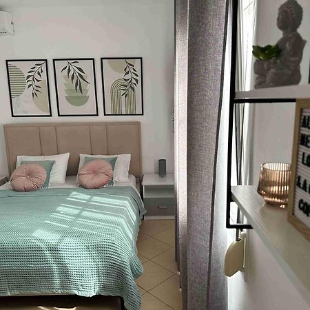 Dreamades House Hotel เดอร์มี ภายนอก รูปภาพ