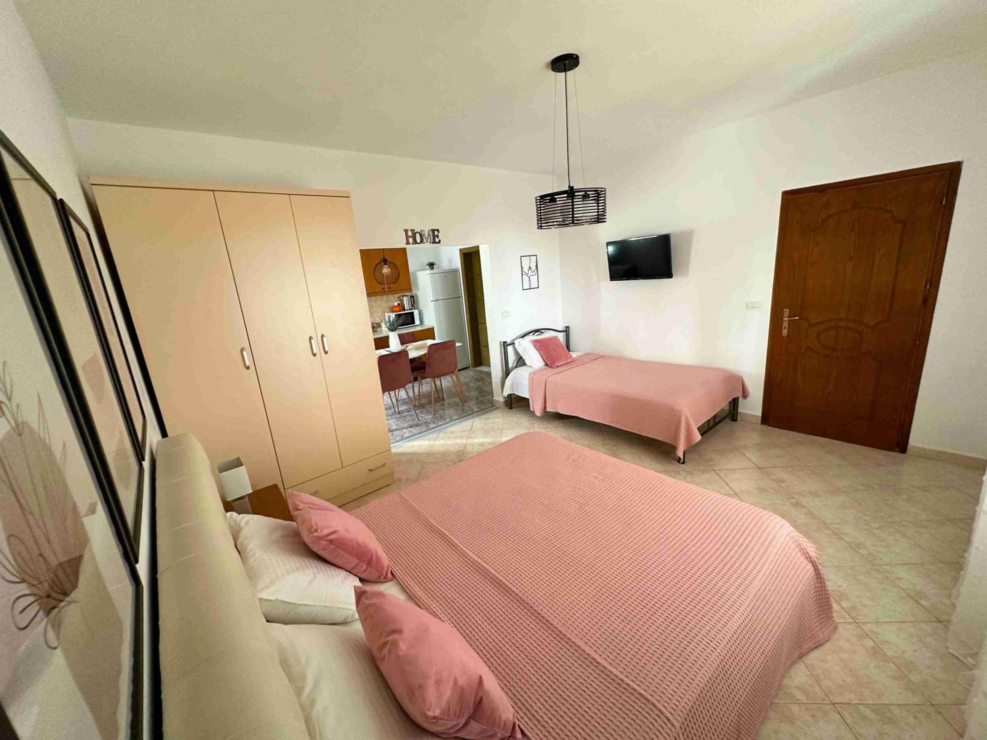 Dreamades House Hotel เดอร์มี ภายนอก รูปภาพ