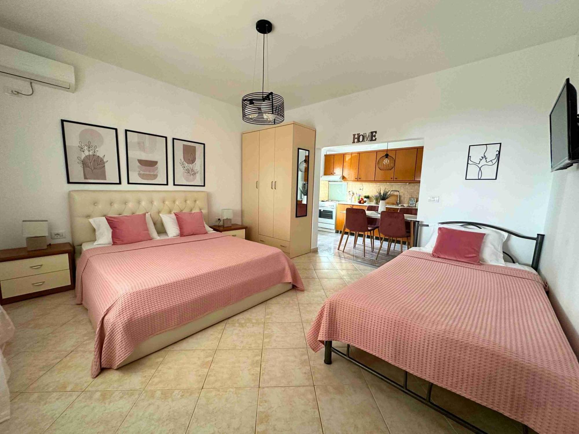 Dreamades House Hotel เดอร์มี ภายนอก รูปภาพ